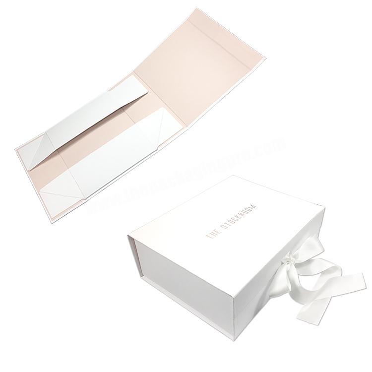 China Custom logo printingpackaging rigid Cardboard Gift Folding Box