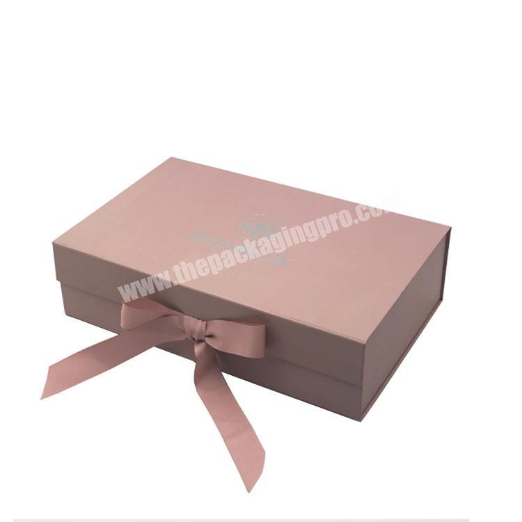 China Factory CMYK printing gold stamping logo folding gift box for perfume