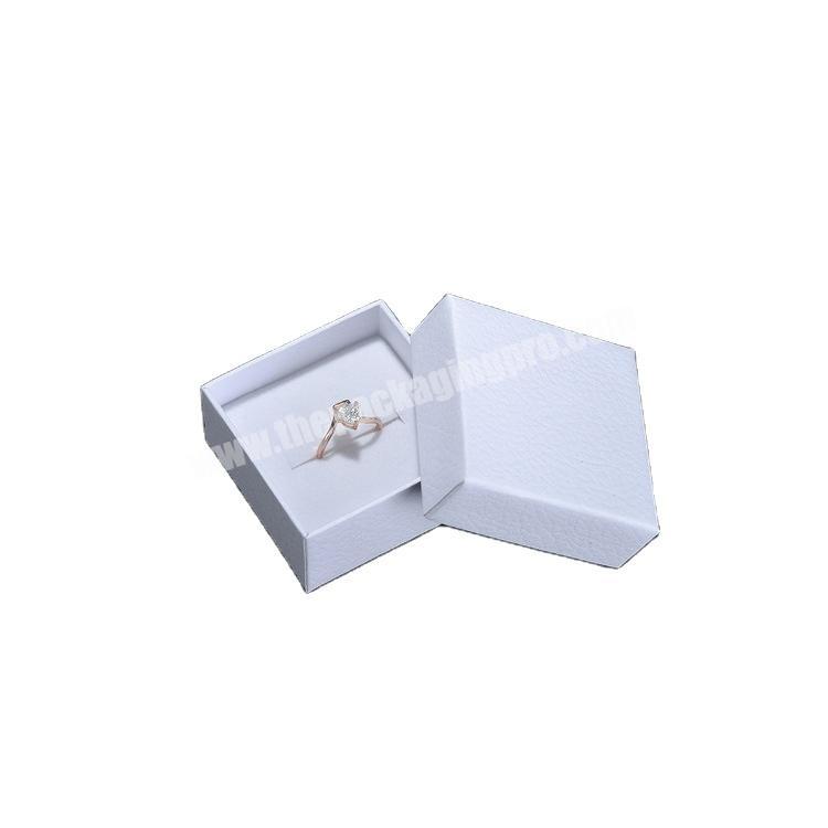 China Manufactory ring box velvet ring box small ring box with cheap price