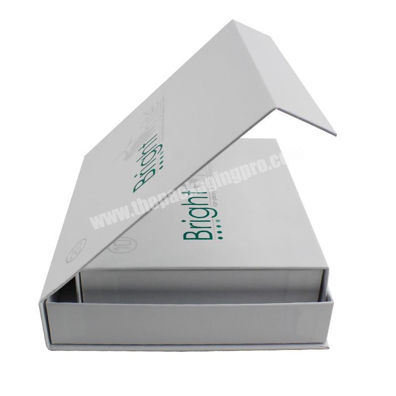 China Manufacturer Wholesale Luxury Custom Design Cardboard Magnetic Closed Empty False Eyelash Paper Packaging Box with Logo