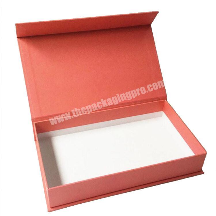 Chinese Luxury Custom Magntic Packaging Folding Clamshell Gift Box
