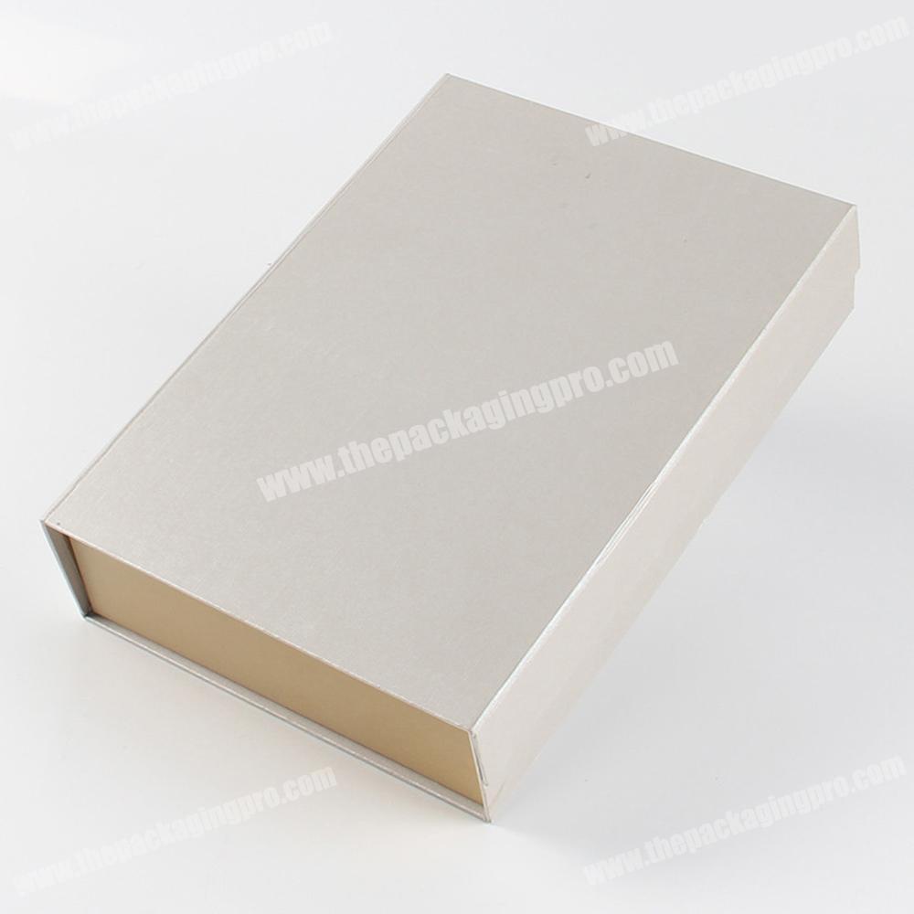 Colored glossy white collapsible different sized shaped gift boxes