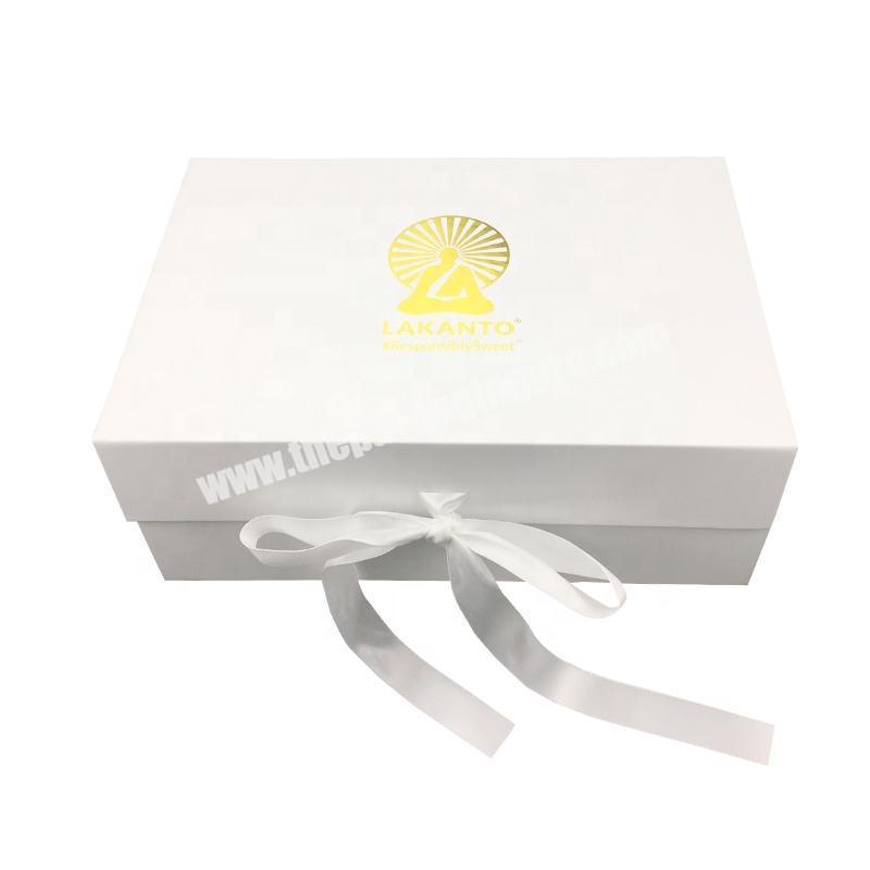 Colourful gift packaging paper box for socks with ribbon