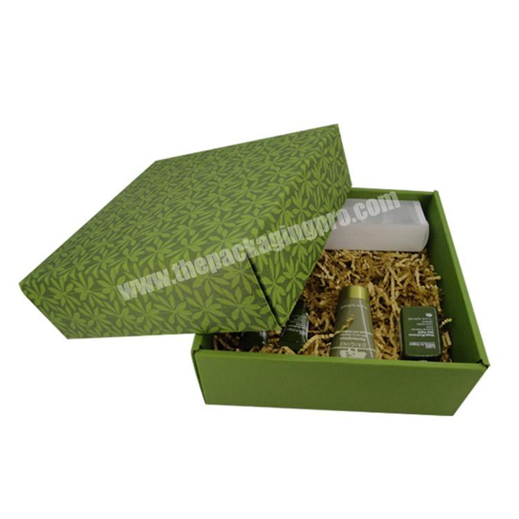 cosmetic paper box packaging green color in folding type