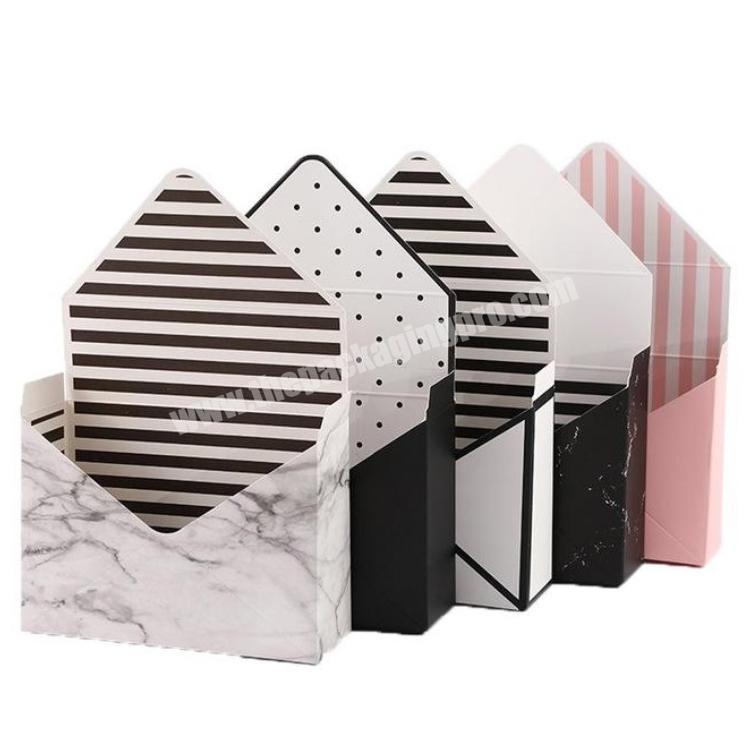 Creative environmentally friendly white cardboard envelope flower box folding rose soap gift box packaging Christmas carton