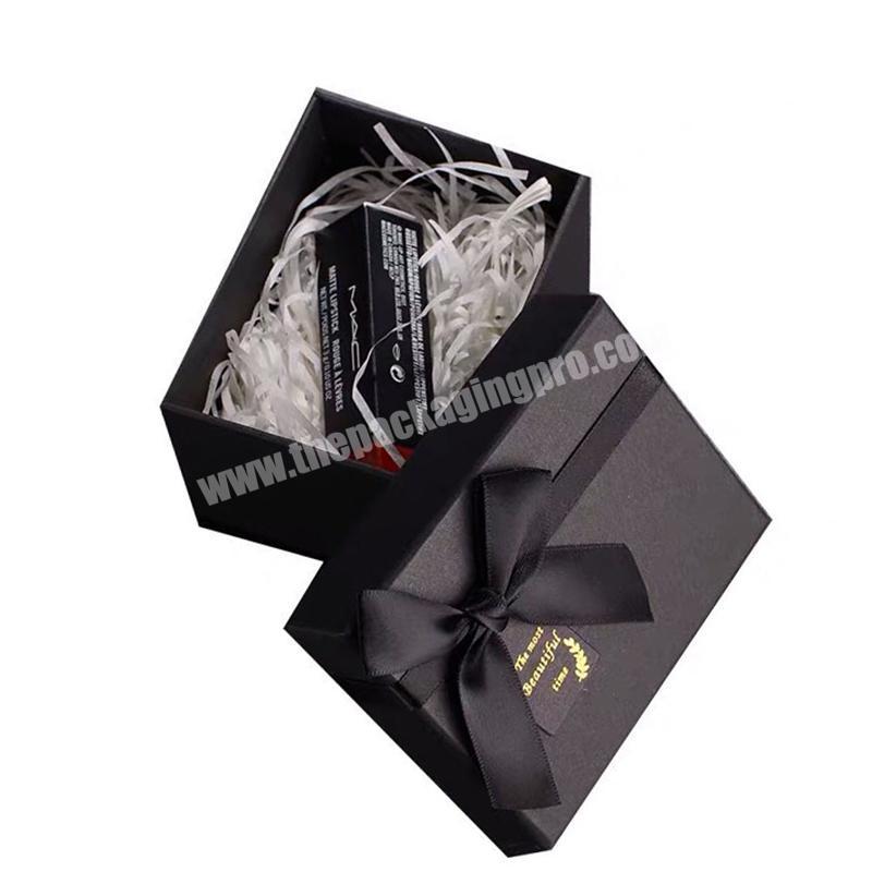 Custom black color decorative cardboard gift boxes with lids for lip gloss tubes packaging with ribbon bow