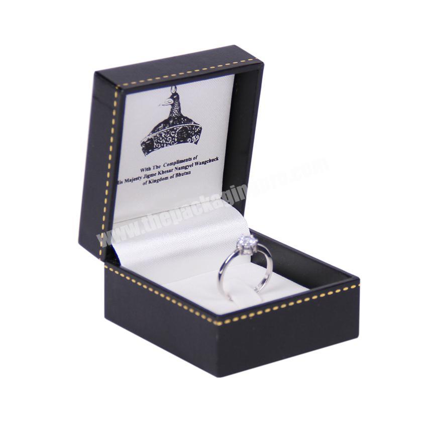 Custom black vintage leather men jewelery ring boxes