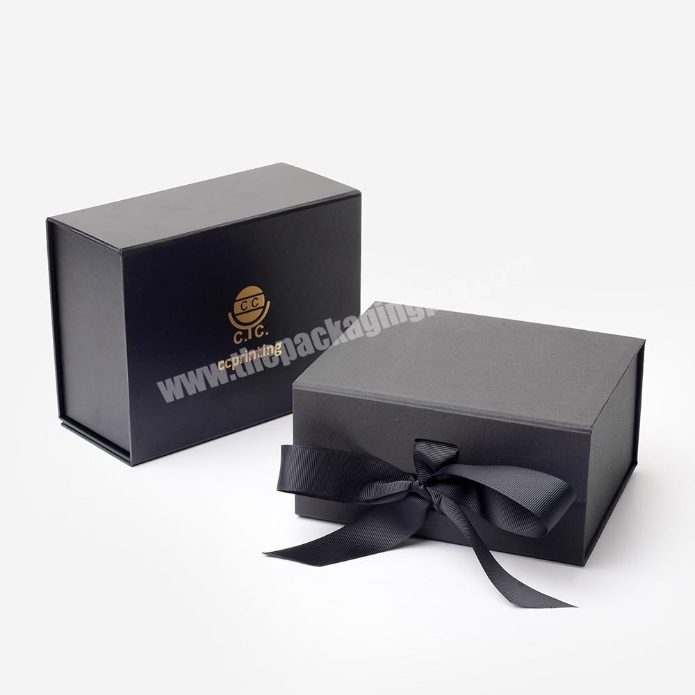 Custom  Clothes Collapsible Rigid Large Gold Logo Magnet Black Magnetic Gift Box Packaging