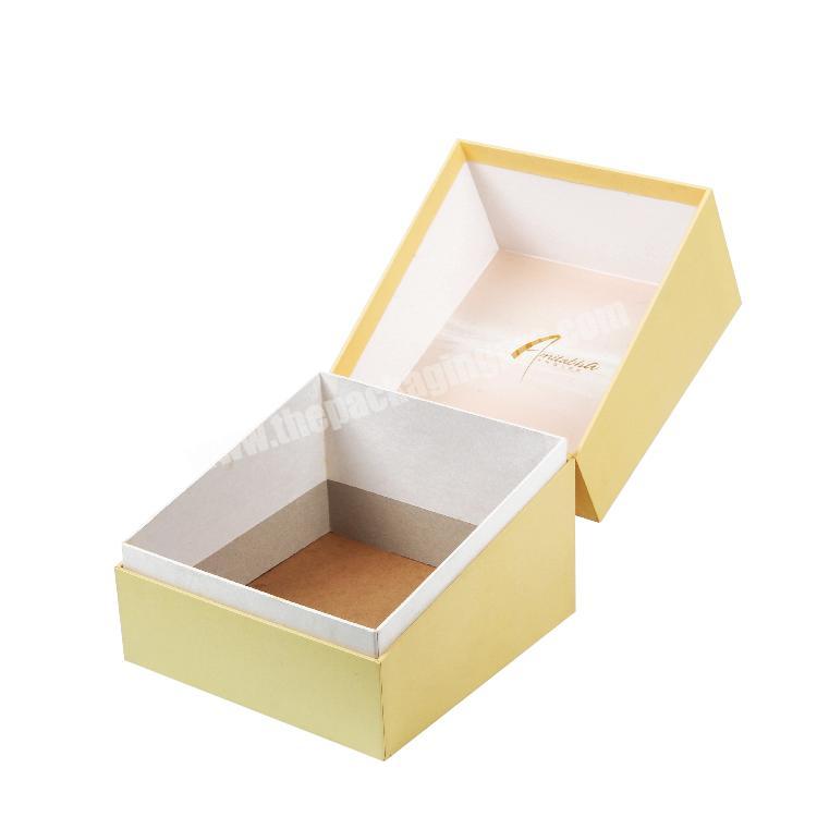 Custom Cosmetic set Packaging foldable box gold hardcover luxury gift paper box