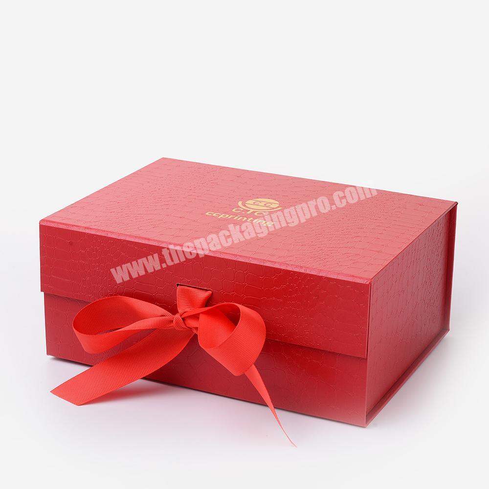 Custom Crocodile Pattern Paper Brand Clothing Packaging Cardboard Folding Magnetic Gift Box With Ribbon