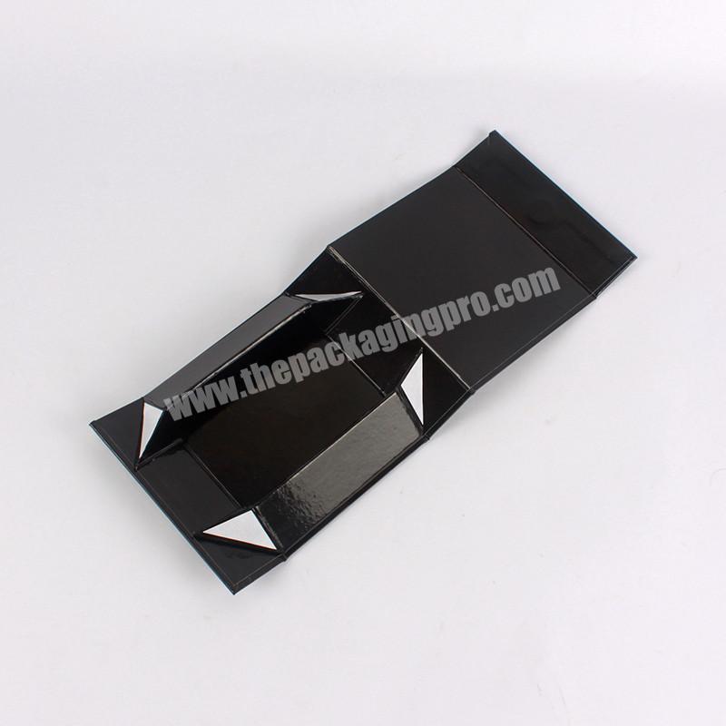 Custom design foldable magnetic closure gift cardboard box