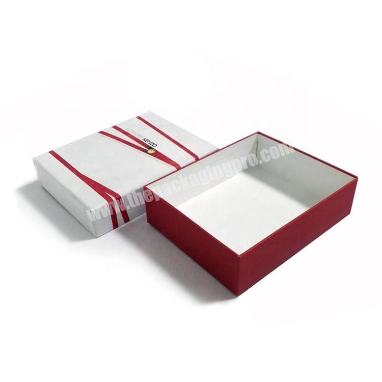 Custom Design Gift Box Large Shopping Mall Event  Paper Gift Box With Lid