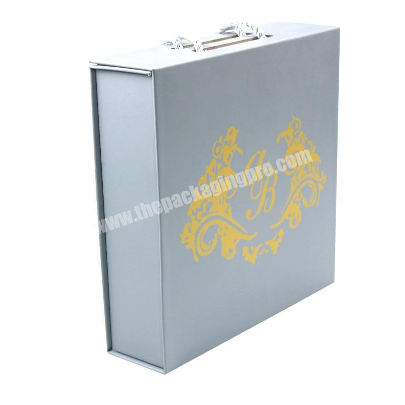 Custom Eco Friendly Magnetic Closure Gift Cardboard Suitcase Box White Wholesale