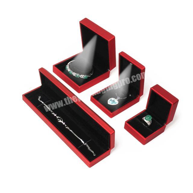 Custom Fashionable Plastic LED Jewelry Box Wedding Ring Boxes