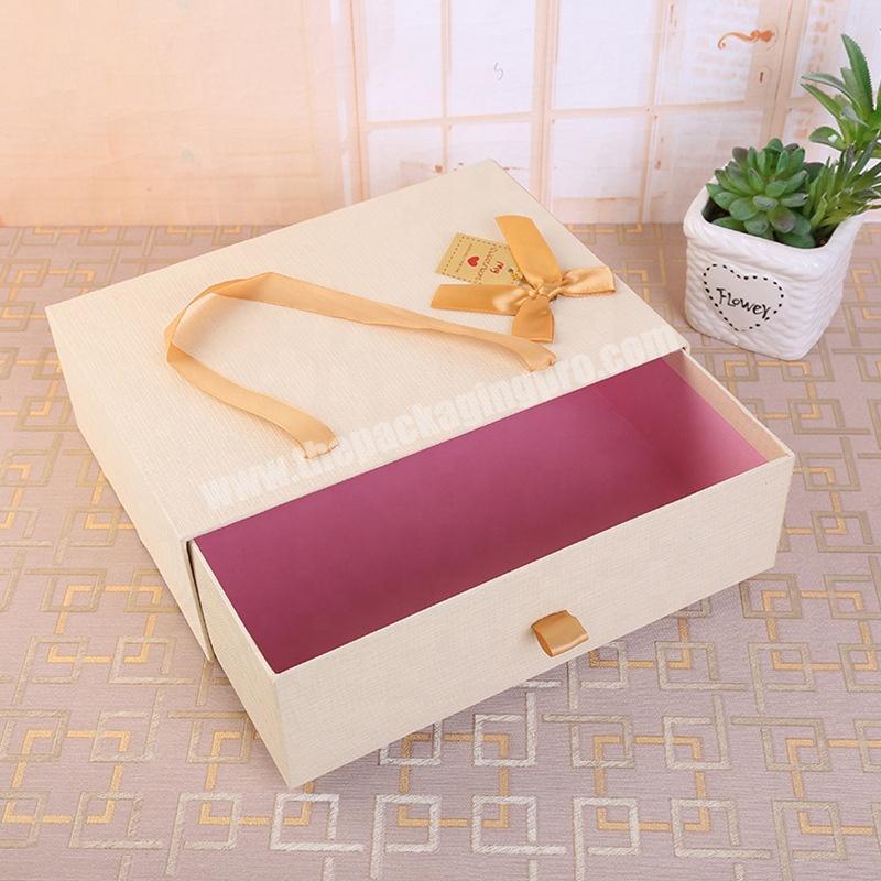 Custom Handcrafted Cream Color Cardboard Scarf Sliding Drawer Gift Box With Ribbon Handle