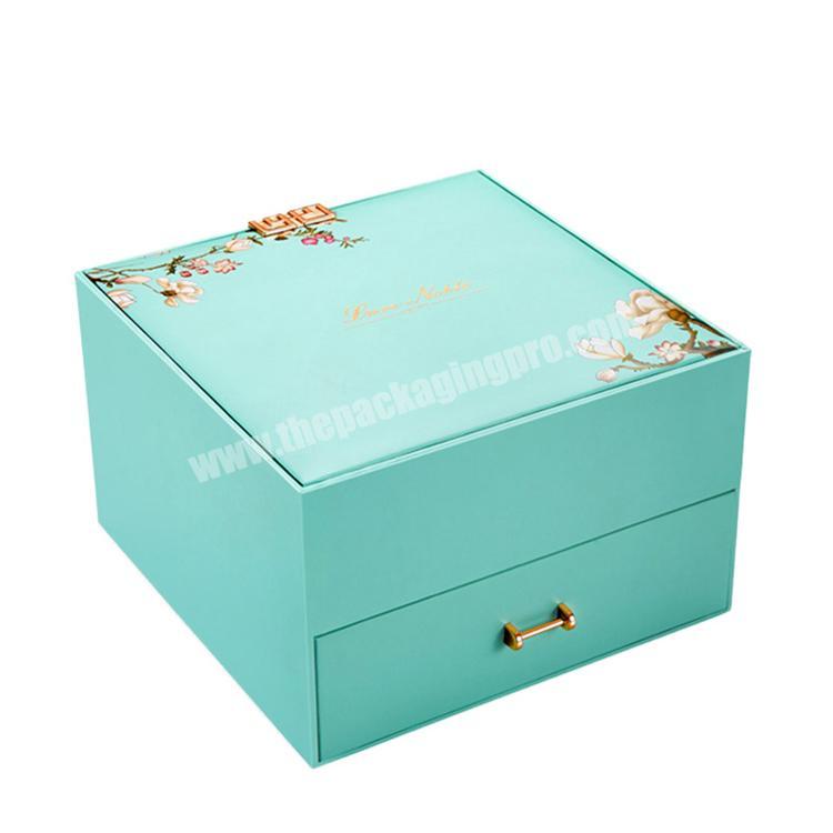 Golden Plastic Disposable Mooncake Gift Box , Kraft Paper Mooncake Box  Packaging