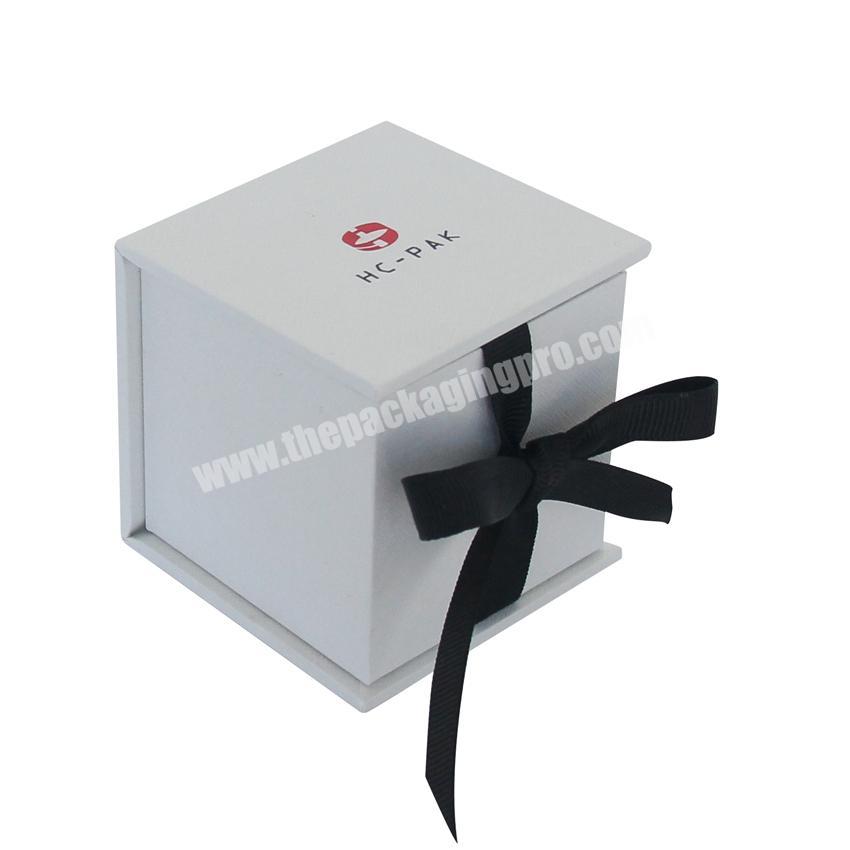 Custom high end folding paper jewelry box velvet inserts with ribbon