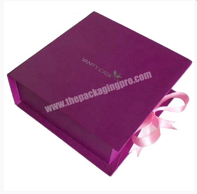 custom high quality foldable magnetic cardboard gift box luxury