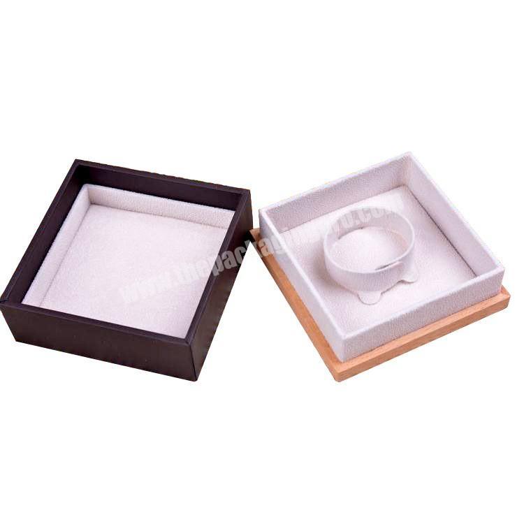 Custom Logo Cheap  Cardboard Jewelry Gift Box with velvet insert.
