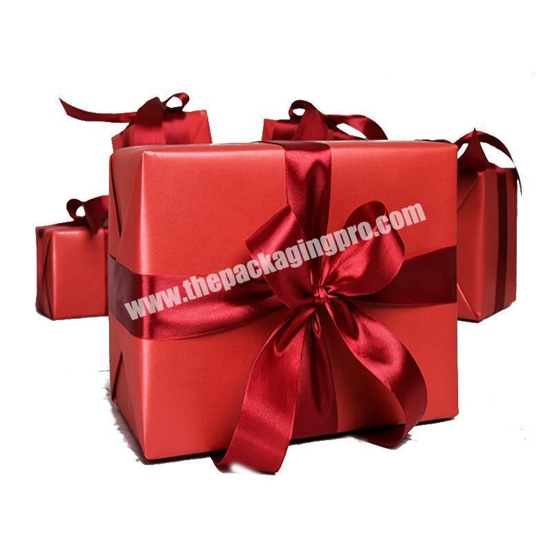 Custom logo christmas candy boxes Christmas Package Gift Box with ribbon