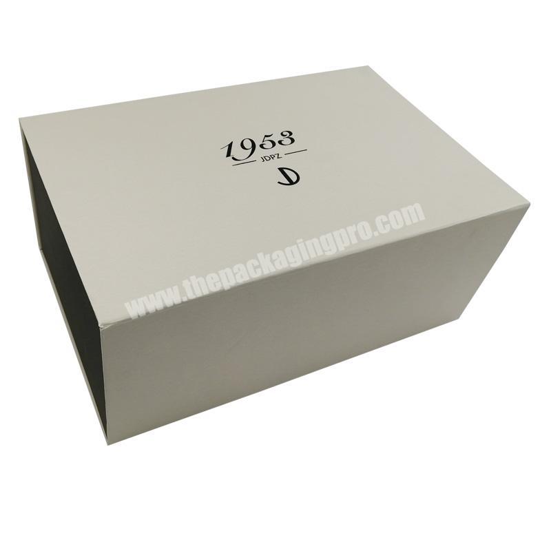 Custom logo custom cosmetics flat folding magnetic gift box packaging