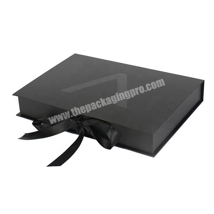 Custom logo Luxury foldable Closure Paper Printed Cardboard gift Packaging box with silk ribbon