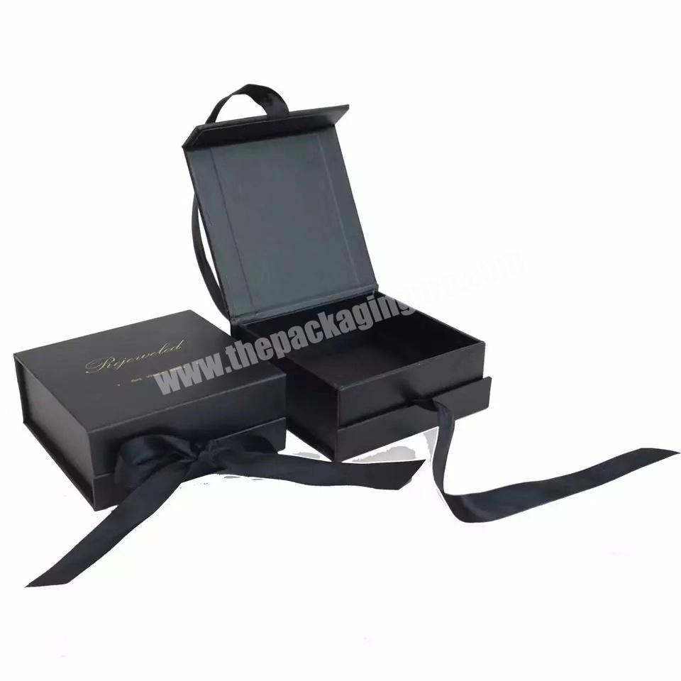 Custom logo magnetic closure wholesale plain black gift box
