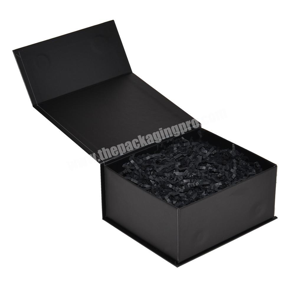 Custom Logo Printed Black Solid Cardboard Folding Magnetic Style Packaging Gift Box