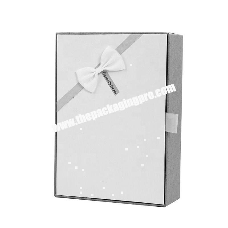 Custom Luxury Cardboard Paper Garment Clothing Apparel Gift colorful Packaging Box