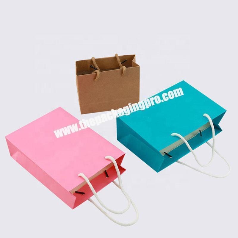 Custom luxury cloth carrying rigid gift paper carry flower bouquet bags with candy color
