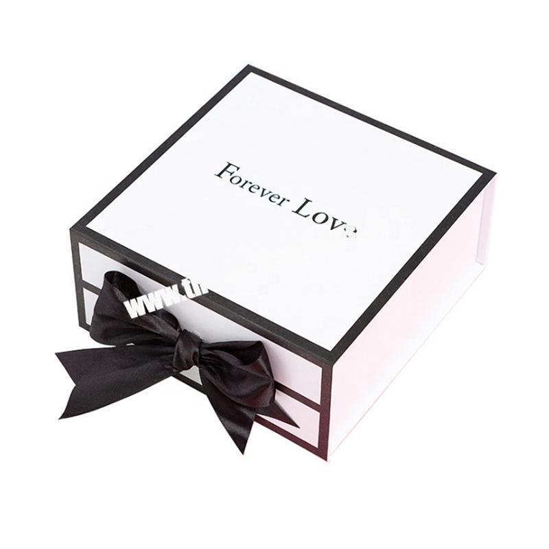 Custom luxury large white cardboard paper garment clothing gift packaging box