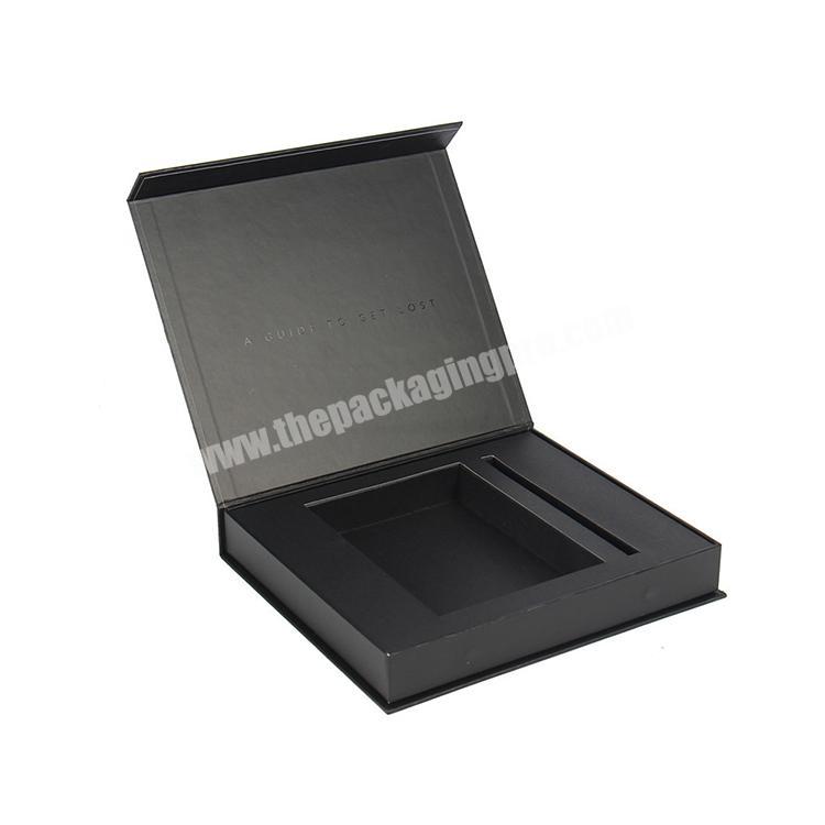 Custom luxury paper cardboard magnetic closure gift box for clothing packaging