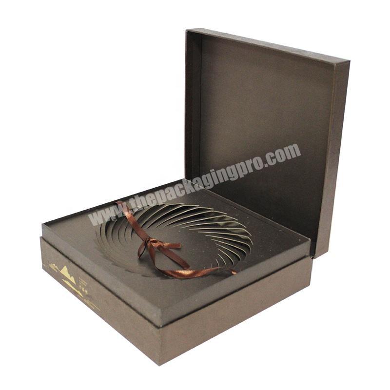 Custom luxury paperboard custom hinged delicate appearance souvenir gift boxes with lids