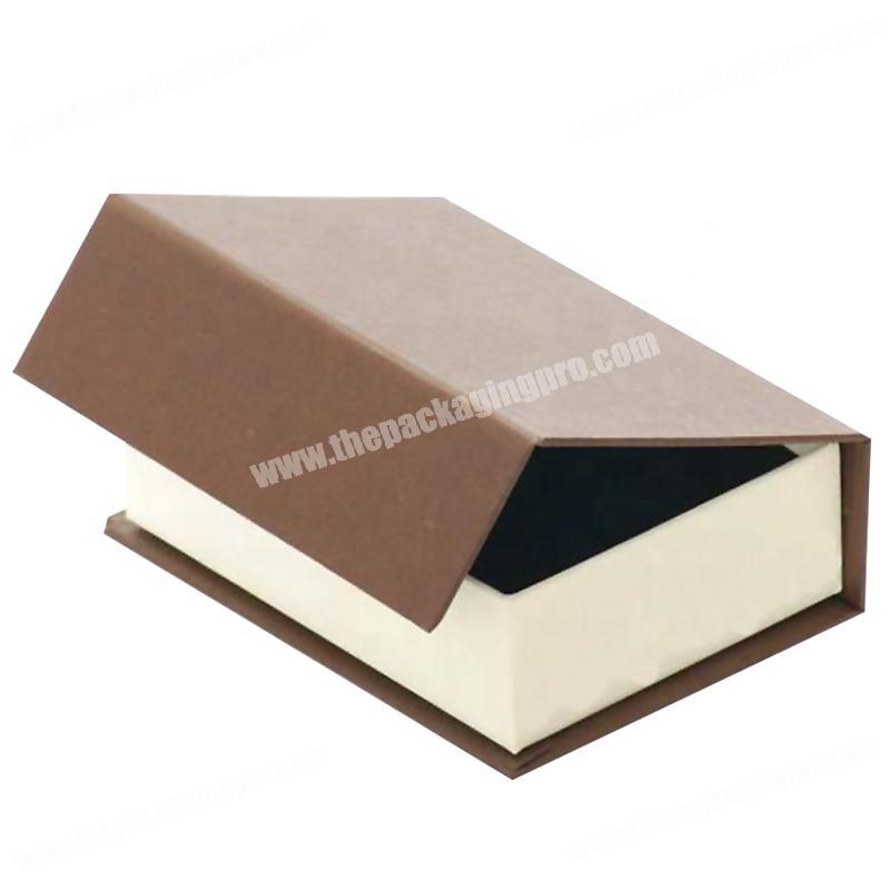 Custom Luxury Rigid Cardboard Packaging Cosmetic Set Magnet Closure Box with Foam EVA Insert