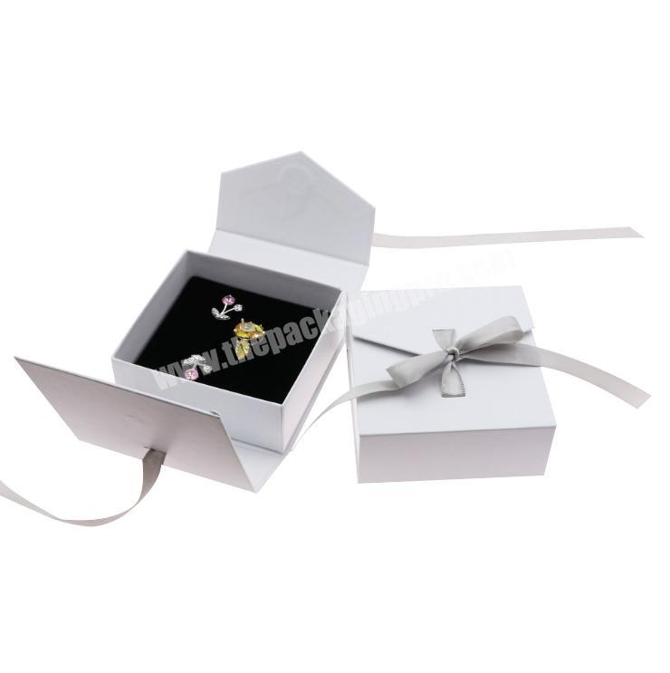 Custom Luxury White Jewelry Packaging Box With Ribbon