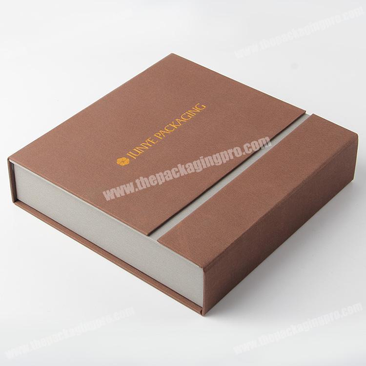 Custom made gold logo magnet book shaped paper gift box with insert
