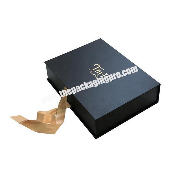 Custom made paper packaging magnet gift box with ribbon