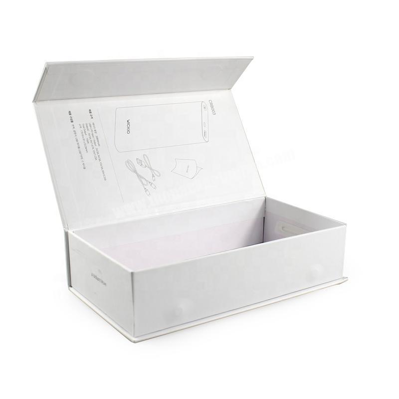 Custom magnetic closure paper cardboard cosmetic gift set packaging box with base