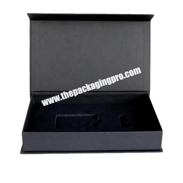 Custom paper magnetic closure packaging gift box with foam dividers