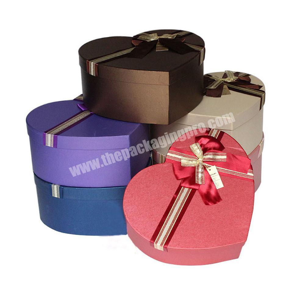 Custom pink heart shape gift box with flowers