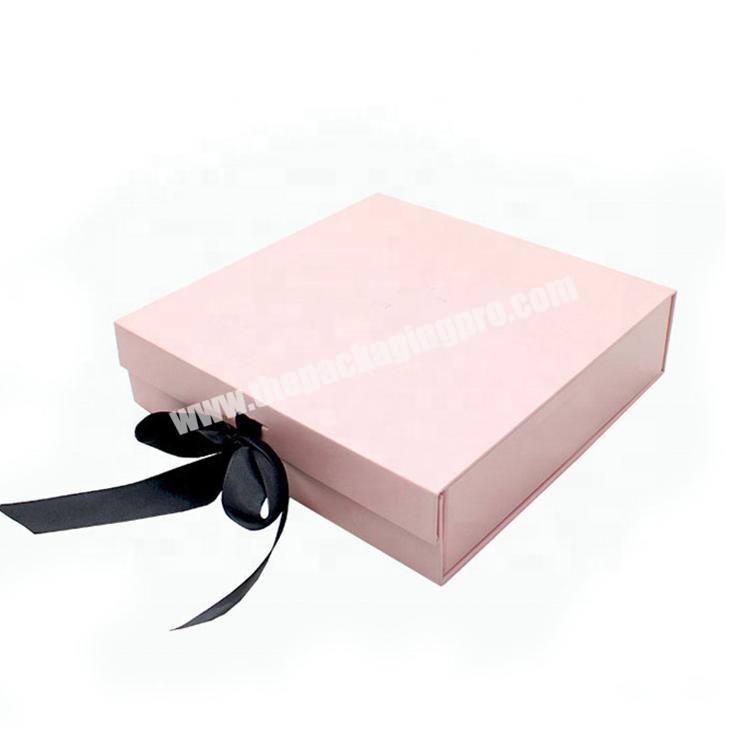 Custom Printed Cardboard Paper Packaging Bridesmaid Magnetic Clothing Gift Box With Ribbon
