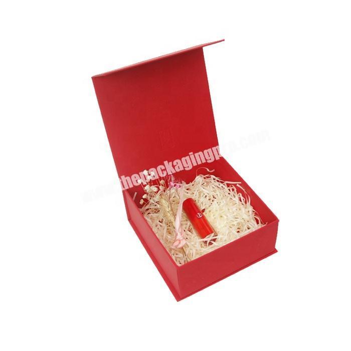 Custom printed paper packaging magnetic cosmetic gift boxes for lipstick