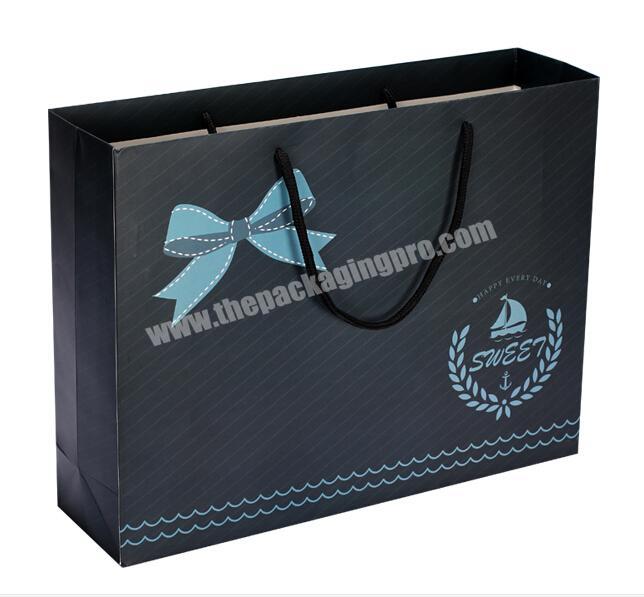 Custom Printing Fashion Luxury Black Cardboard Paper Gift Shopping Paper Bags