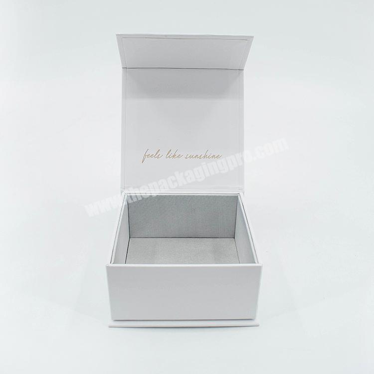Custom printing luxury white magnetic flip top  two piece pants set women packaging boxes clothing