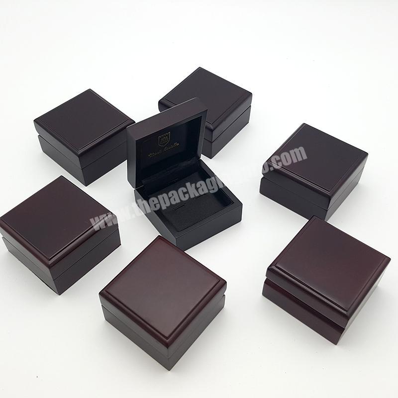 Custom Quality Matte Finished Natural Look Wooden Jewelry Cufflink Box