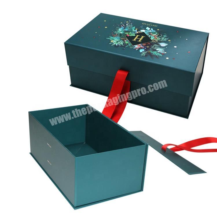 Custom Red Foldable Gift Packaging Cardboard Box Magnetic Closure