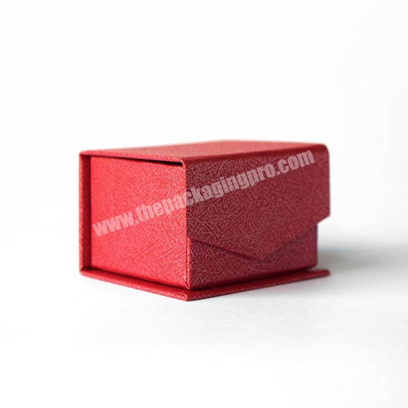 Custom Retail Flip Top Packaging Boxes Small Ring Box