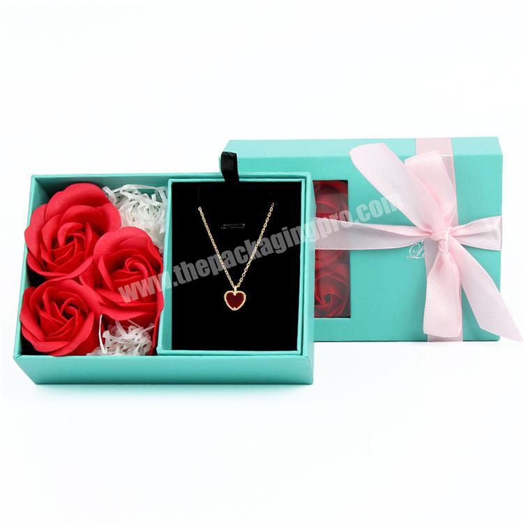 Custom square shaped clear wedding gifts box acrylic wholesale acrylic flower box square flower box