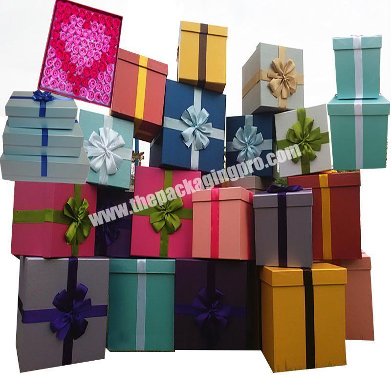 Custom Wholesale Colorful colorful Card Christmas Party Candy Sweet Packaging box