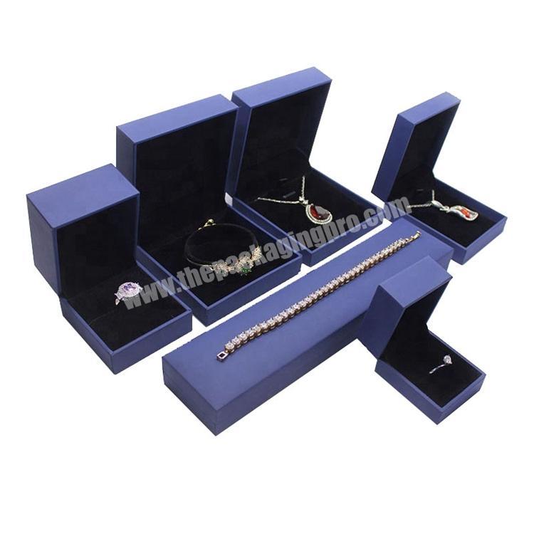 Customize wholesale free logo ring box necklace pendant jewelry boxes set